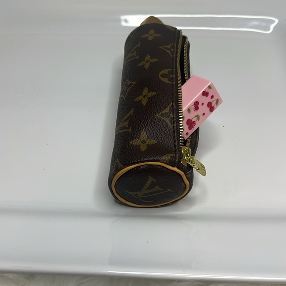 Louis Vuitton Monogram Golf Ball Bag - Picture 8 of 10